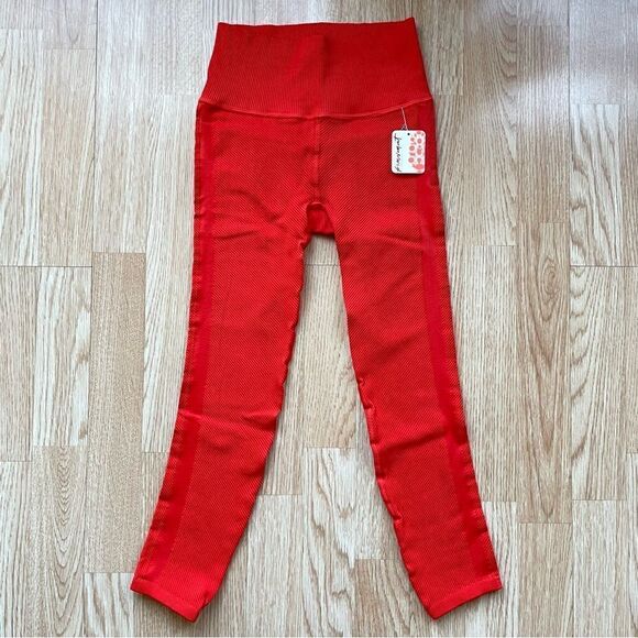 NWT Free People Movement Free Throw Leggings in Ripe Persimmon - Size: XS - Picture 6 of 6